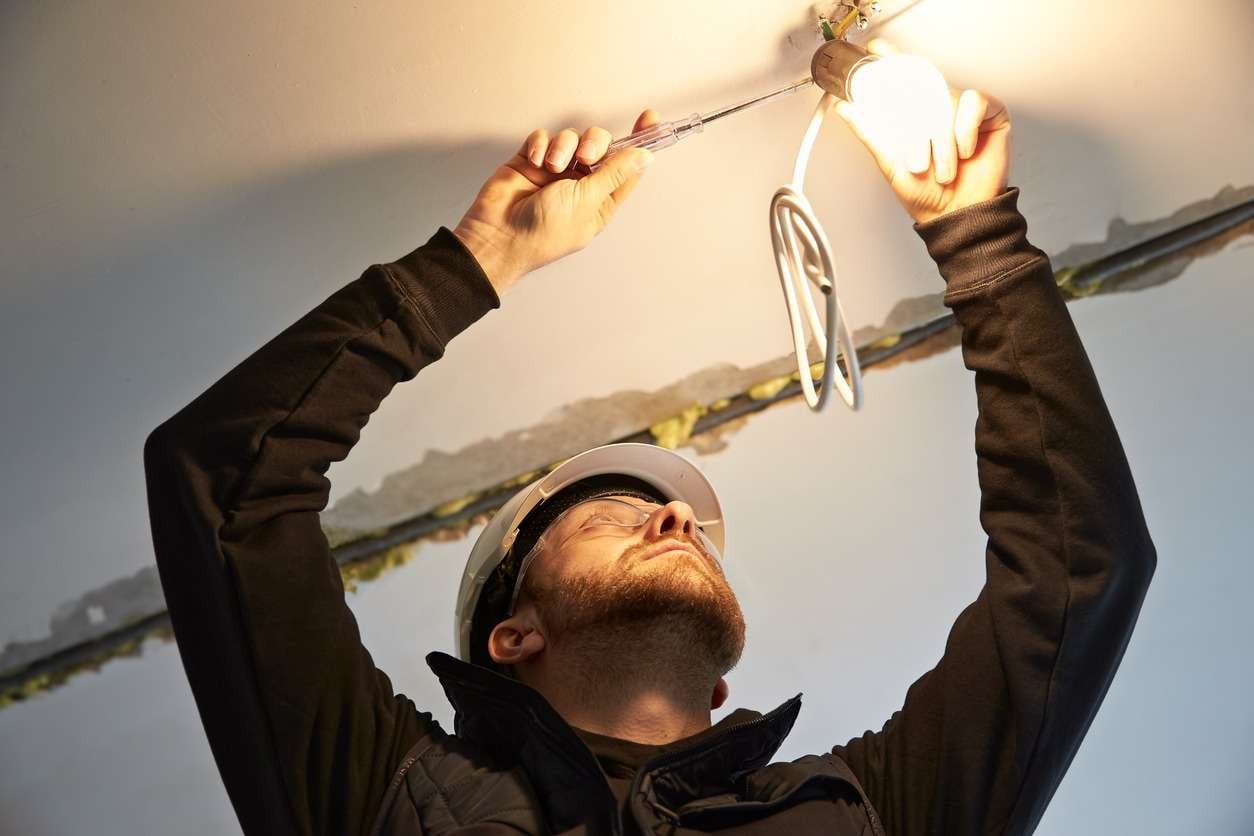Hire Electrician Kansas City